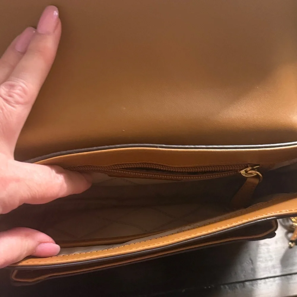 Michael Kors Bradshaw Brown Crossbody Bag - Picture 10 of 10